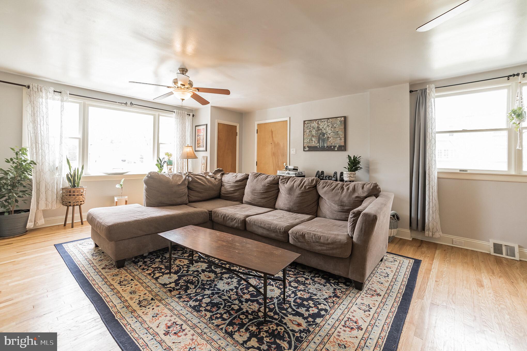 717 Hill Road Philadelphia, PA 19128 - Photo 11 of 30