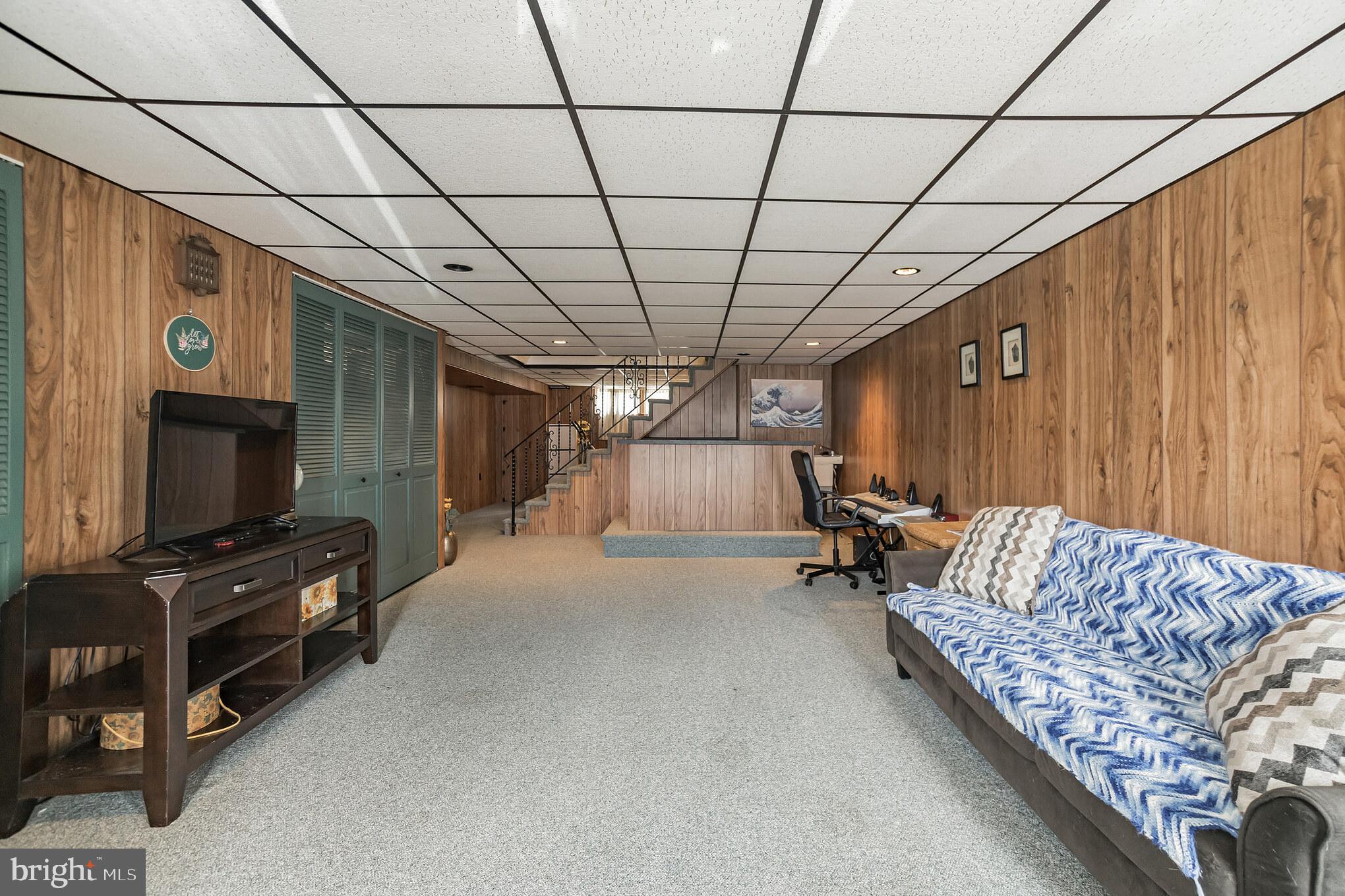 717 Hill Road Philadelphia, PA 19128 - Photo 22 of 30