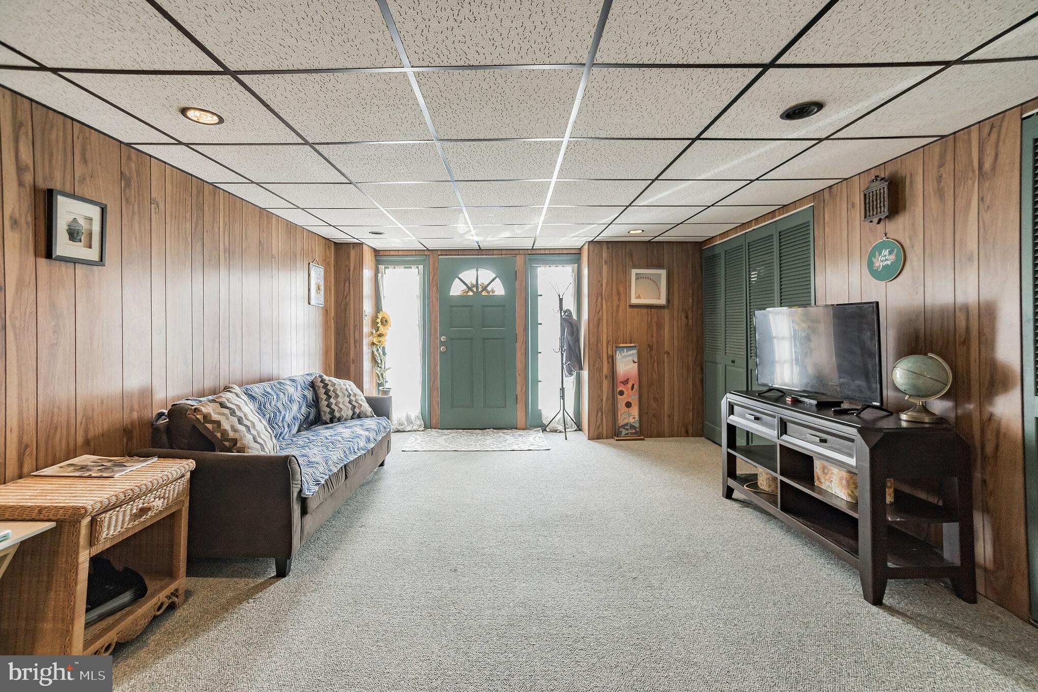 717 Hill Road Philadelphia, PA 19128 - Photo 23 of 30