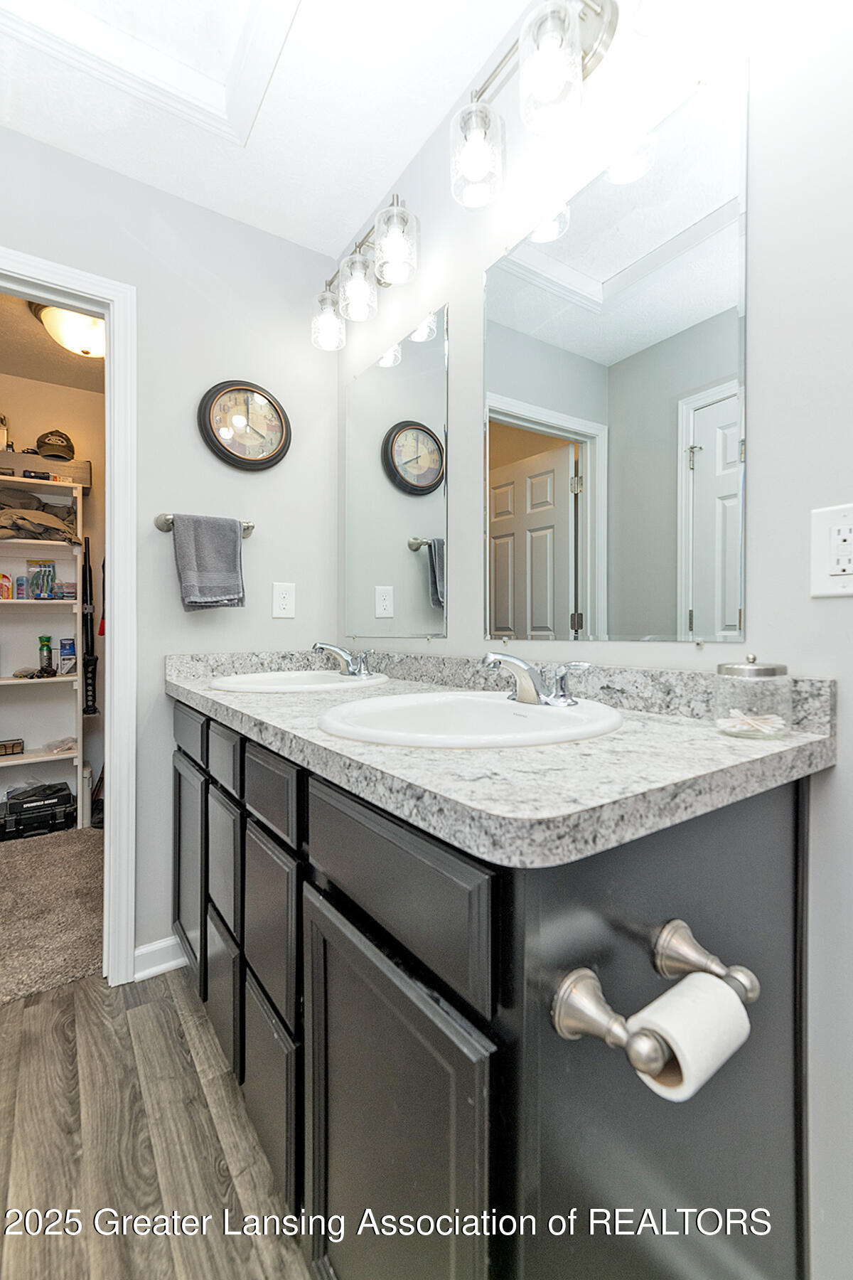 12045 Wood Road Dewitt, MI 48820 - Photo 12 of 29 Master Bath