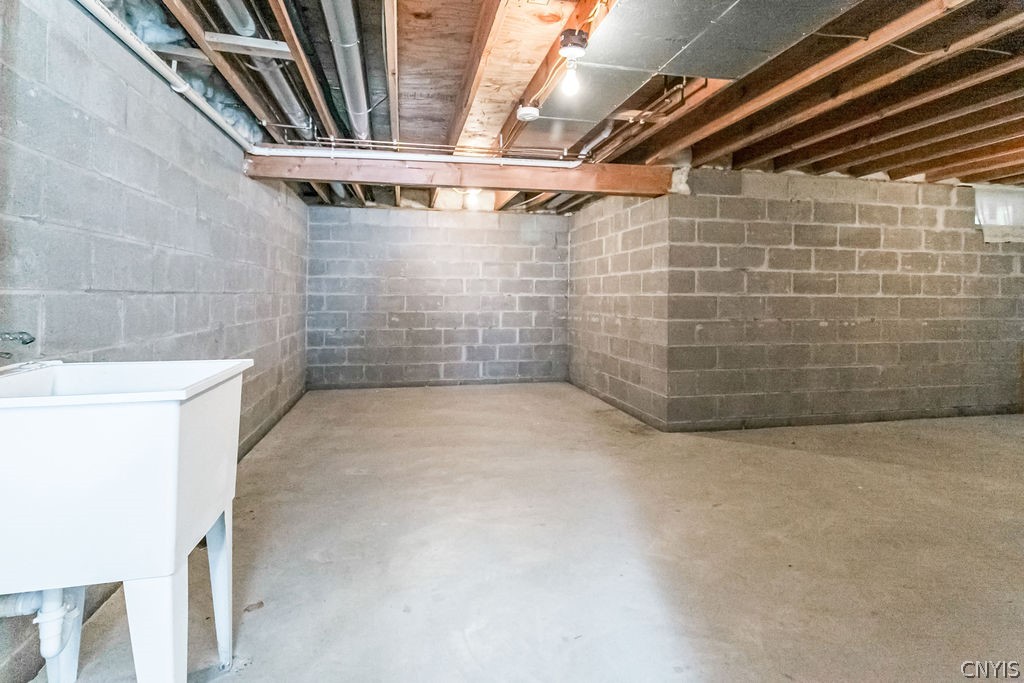 190 Timber Wolf Circle Geddes, NY 13209 - Photo 39 of 42