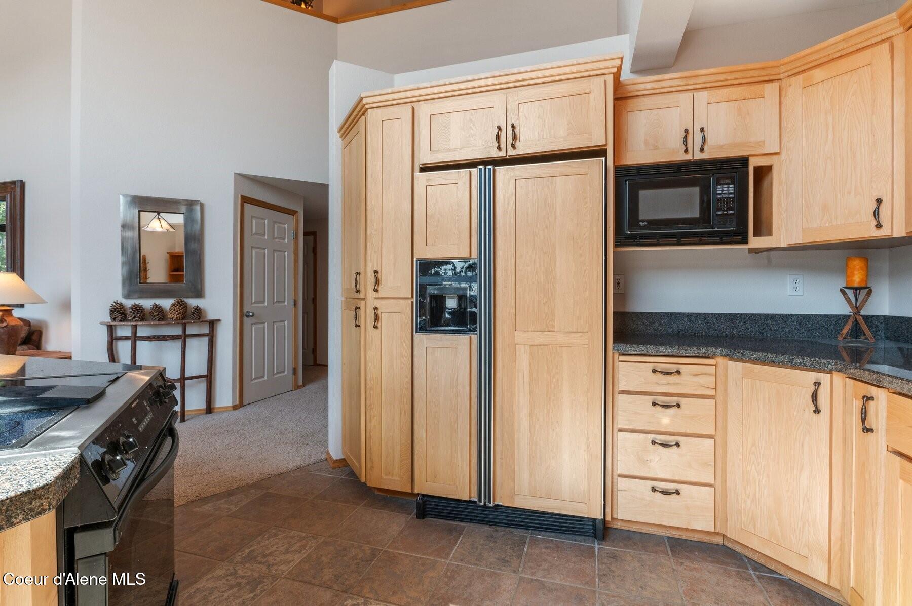 227 Crystal Springs Road, Unit 3 Sandpoint, ID 83864 - Photo 12 of 86 Kitchen