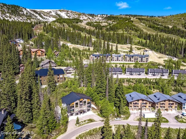 $1,800,000 | 227 Crystal Springs Road, Unit 3, Sandpoint, ID 83864