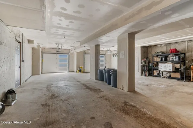 $1,800,000 | 227 Crystal Springs Road, Unit 3, Sandpoint, ID 83864