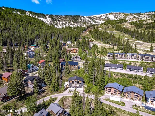 $1,800,000 | 227 Crystal Springs Road, Unit 3, Sandpoint, ID 83864