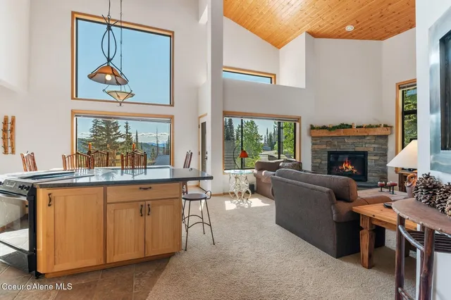 $1,800,000 | 227 Crystal Springs Road, Unit 3, Sandpoint, ID 83864