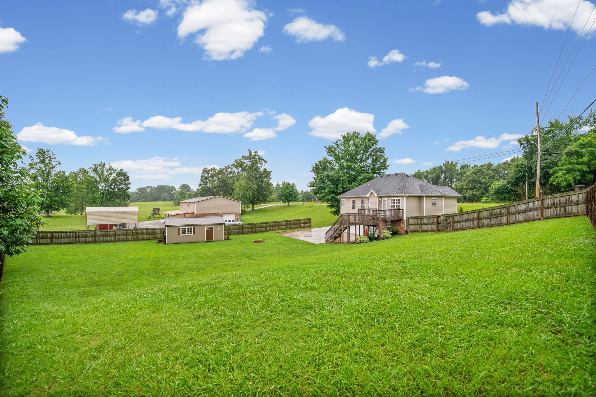 443 Wooten Road Clarksville, TN 37042 - Photo 35 of 47 Gallery Image 35