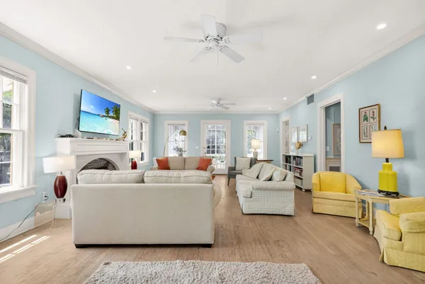 $4,350 | 519 28th Street, Unit MAIN HOUSE, West Palm Beach, FL 33407