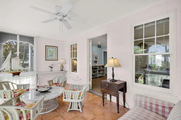 $4,350 | 519 28th Street, Unit MAIN HOUSE, West Palm Beach, FL 33407