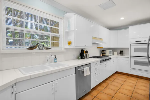 $4,350 | 519 28th Street, Unit MAIN HOUSE, West Palm Beach, FL 33407