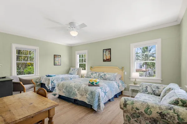 $4,350 | 519 28th Street, Unit MAIN HOUSE, West Palm Beach, FL 33407