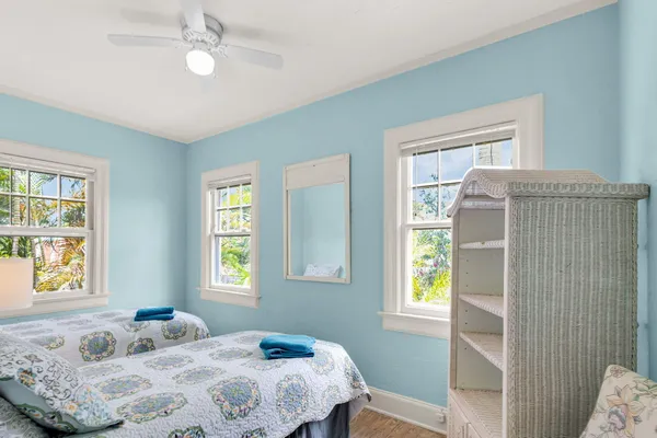 $4,350 | 519 28th Street, Unit MAIN HOUSE, West Palm Beach, FL 33407