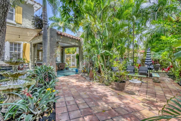 $4,350 | 519 28th Street, Unit MAIN HOUSE, West Palm Beach, FL 33407