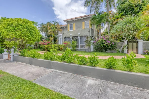 $4,350 | 519 28th Street, Unit MAIN HOUSE, West Palm Beach, FL 33407