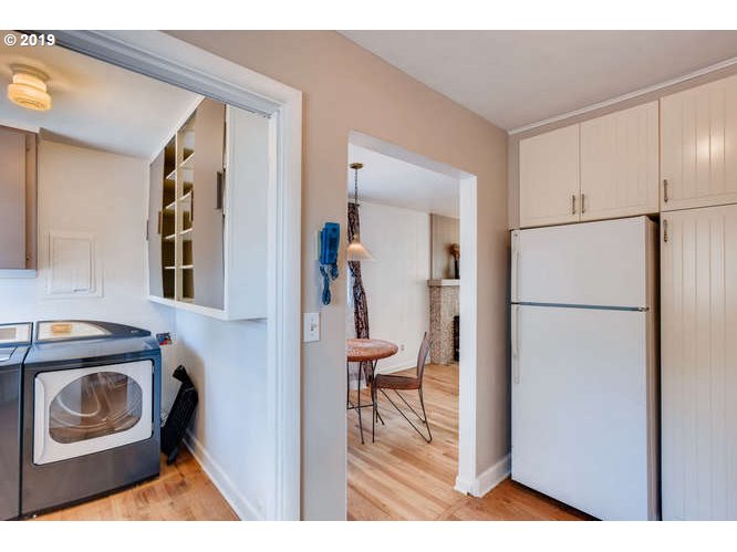 1301 Southwest Spring Garden Street Portland, OR 97219 - Photo 15 of 28 Gallery Image 15