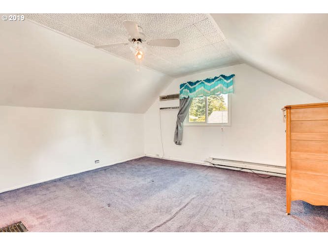 1301 Southwest Spring Garden Street Portland, OR 97219 - Photo 19 of 28 Gallery Image 19