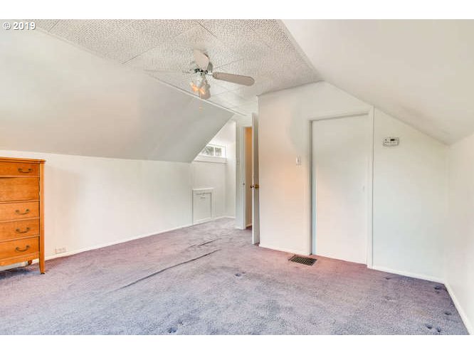 1301 Southwest Spring Garden Street Portland, OR 97219 - Photo 21 of 28 Gallery Image 21