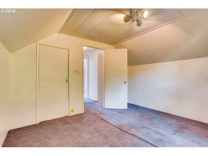 1301 Southwest Spring Garden Street Portland, OR 97219 - Photo 23 of 28 Gallery Image 23