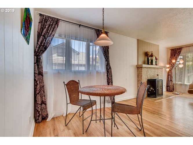 1301 Southwest Spring Garden Street Portland, OR 97219 - Photo 9 of 28 Gallery Image 9