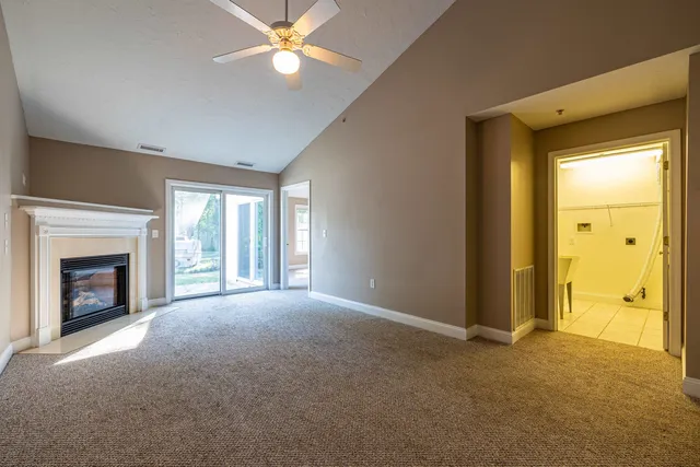 $2,400 | 45 Bog Road, Unit A 5, Concord, NH 03303