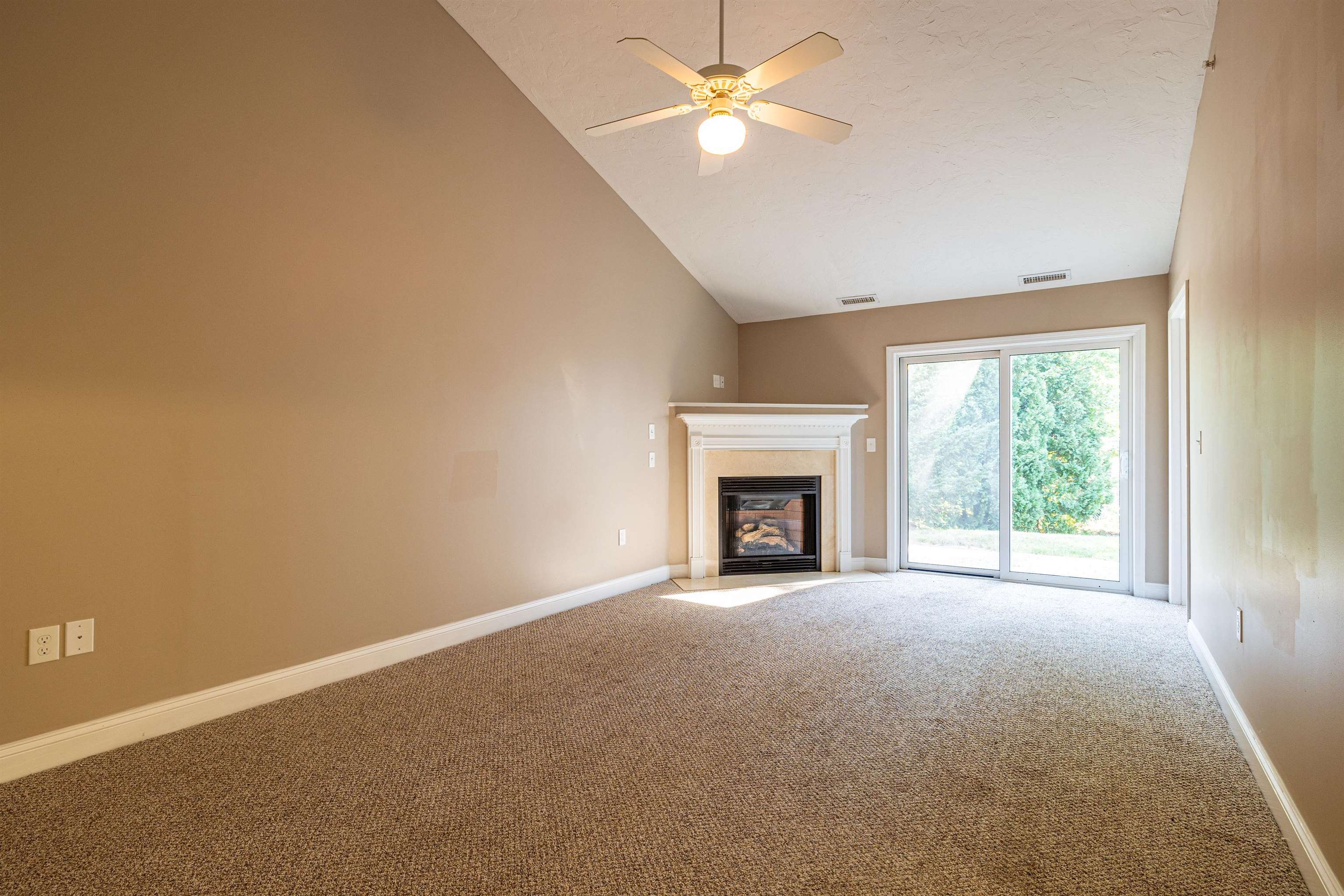 45 Bog Road, Unit A 5 Concord, NH 03303 - Photo 20 of 32