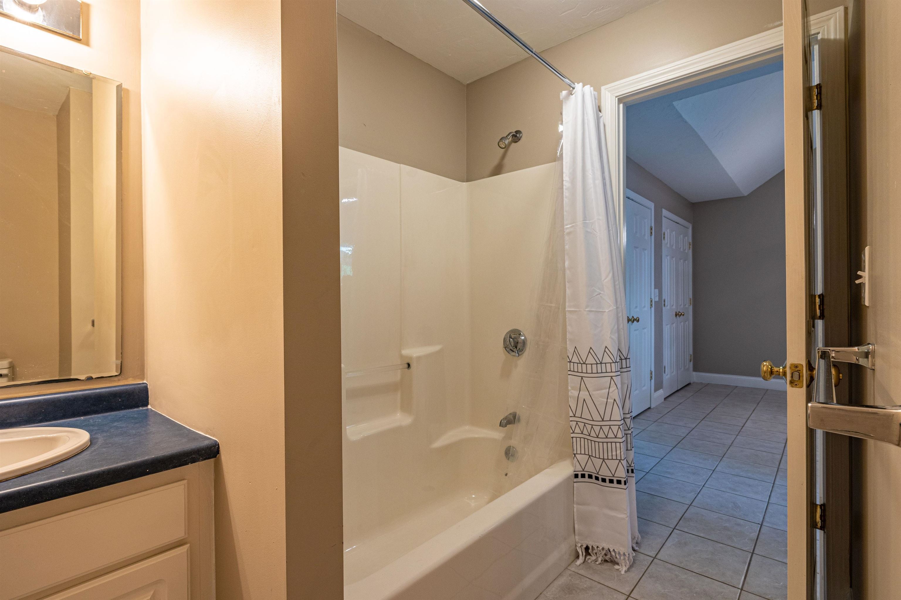 45 Bog Road, Unit A 5 Concord, NH 03303 - Photo 24 of 32