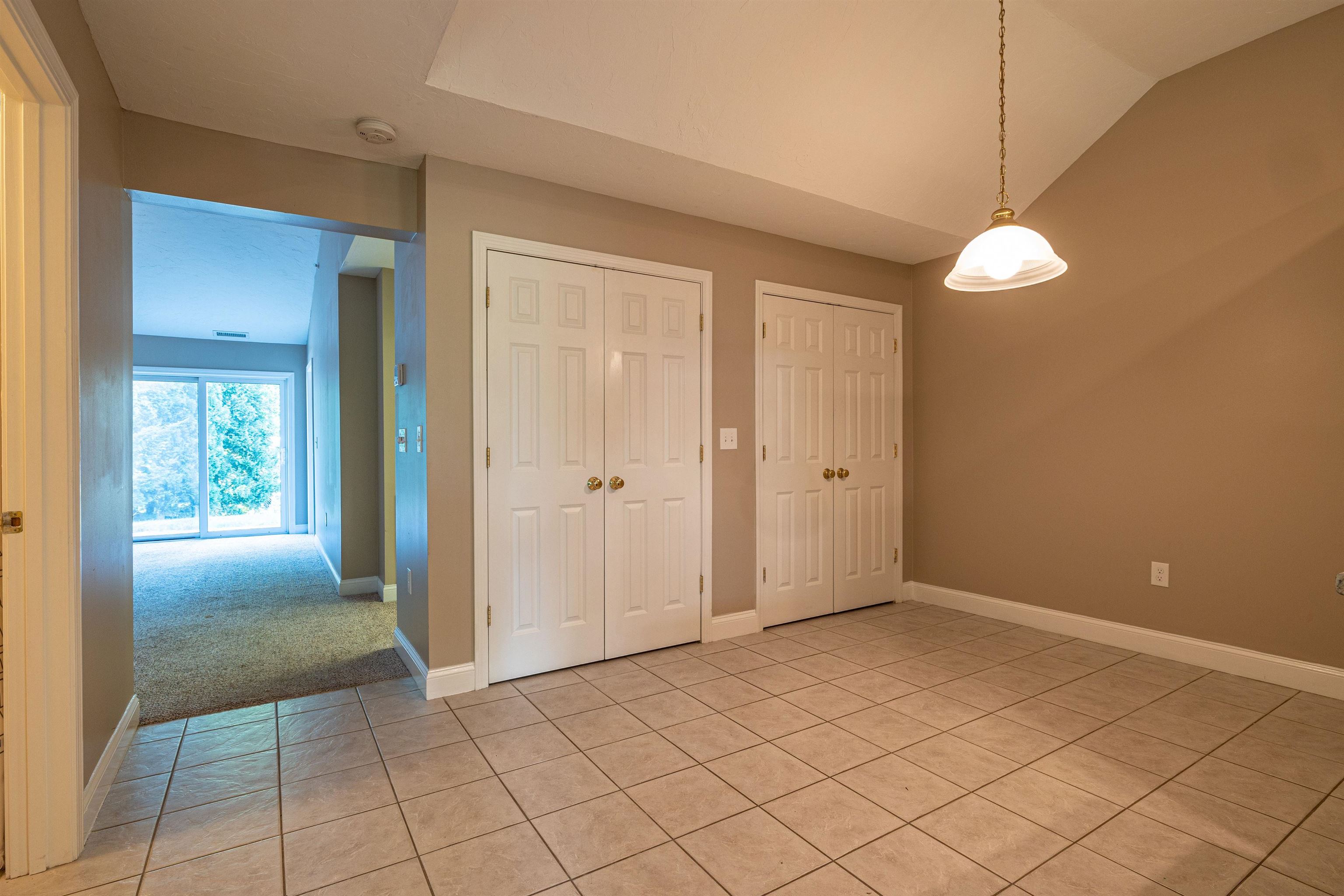 45 Bog Road, Unit A 5 Concord, NH 03303 - Photo 10 of 32