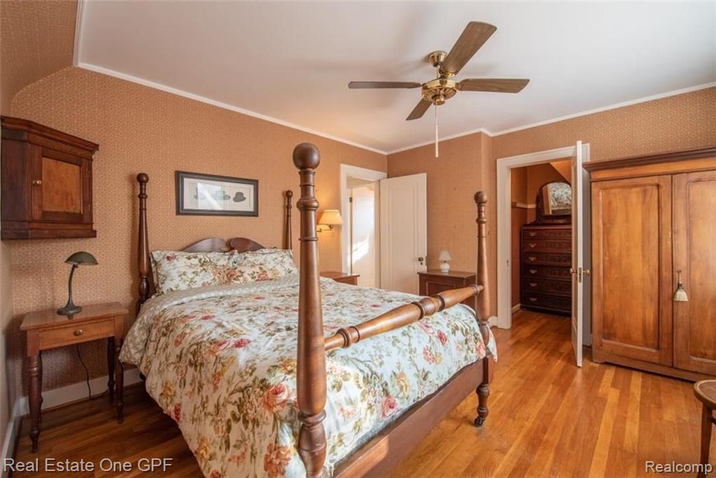 98 Mapleton Road Grosse Pointe Farms, MI 48236 - Photo 27 of 37