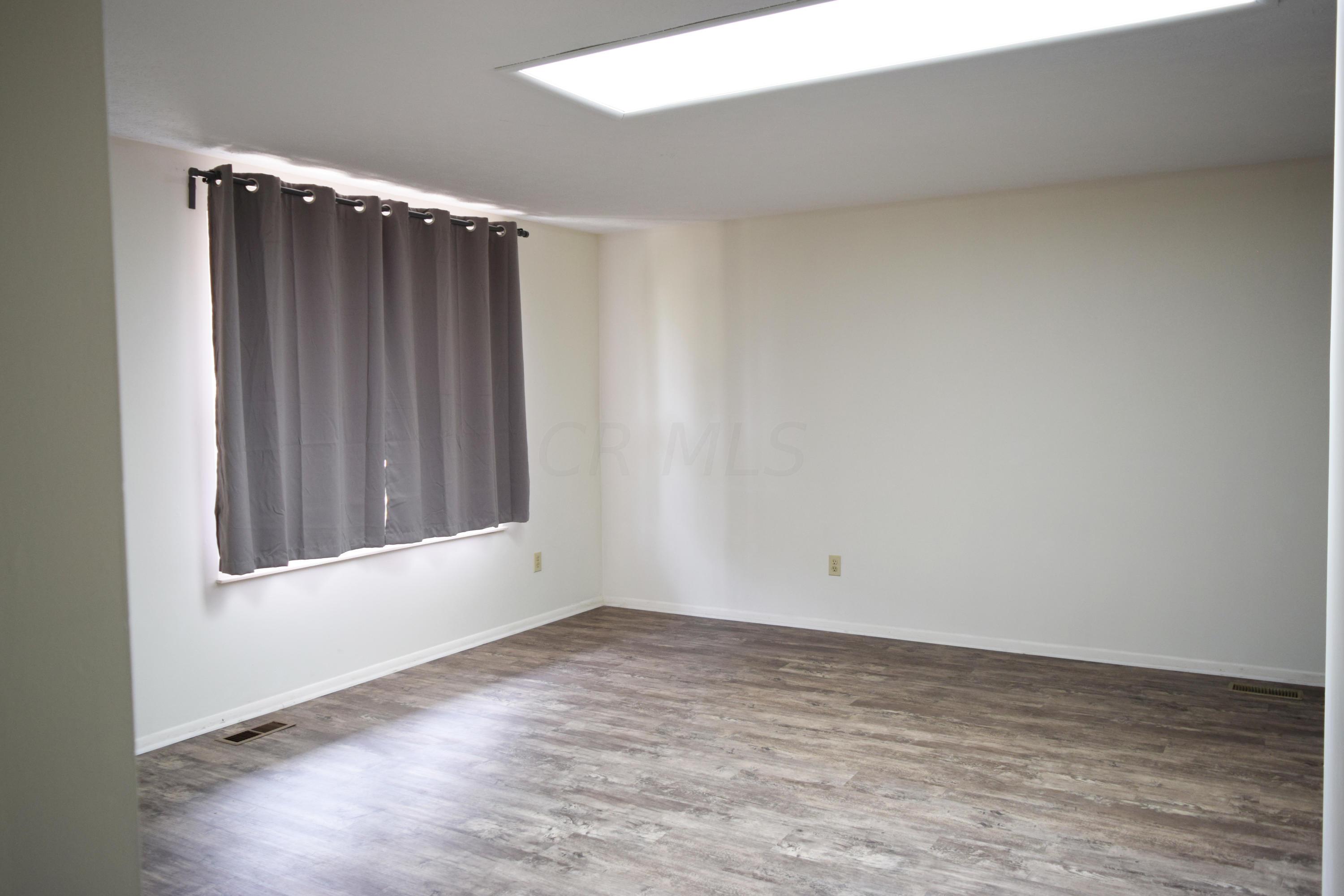 947 South Spring Road Westerville, OH 43081 - Photo 5 of 22 Gallery Image 5
