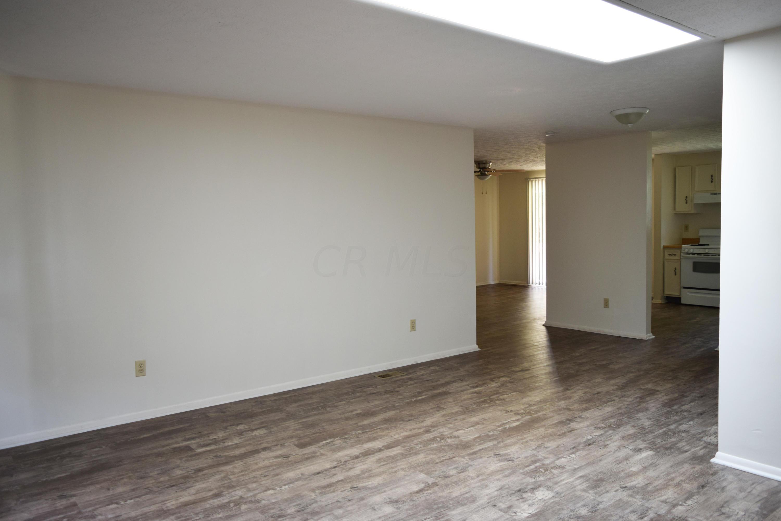 947 South Spring Road Westerville, OH 43081 - Photo 6 of 22 Gallery Image 6
