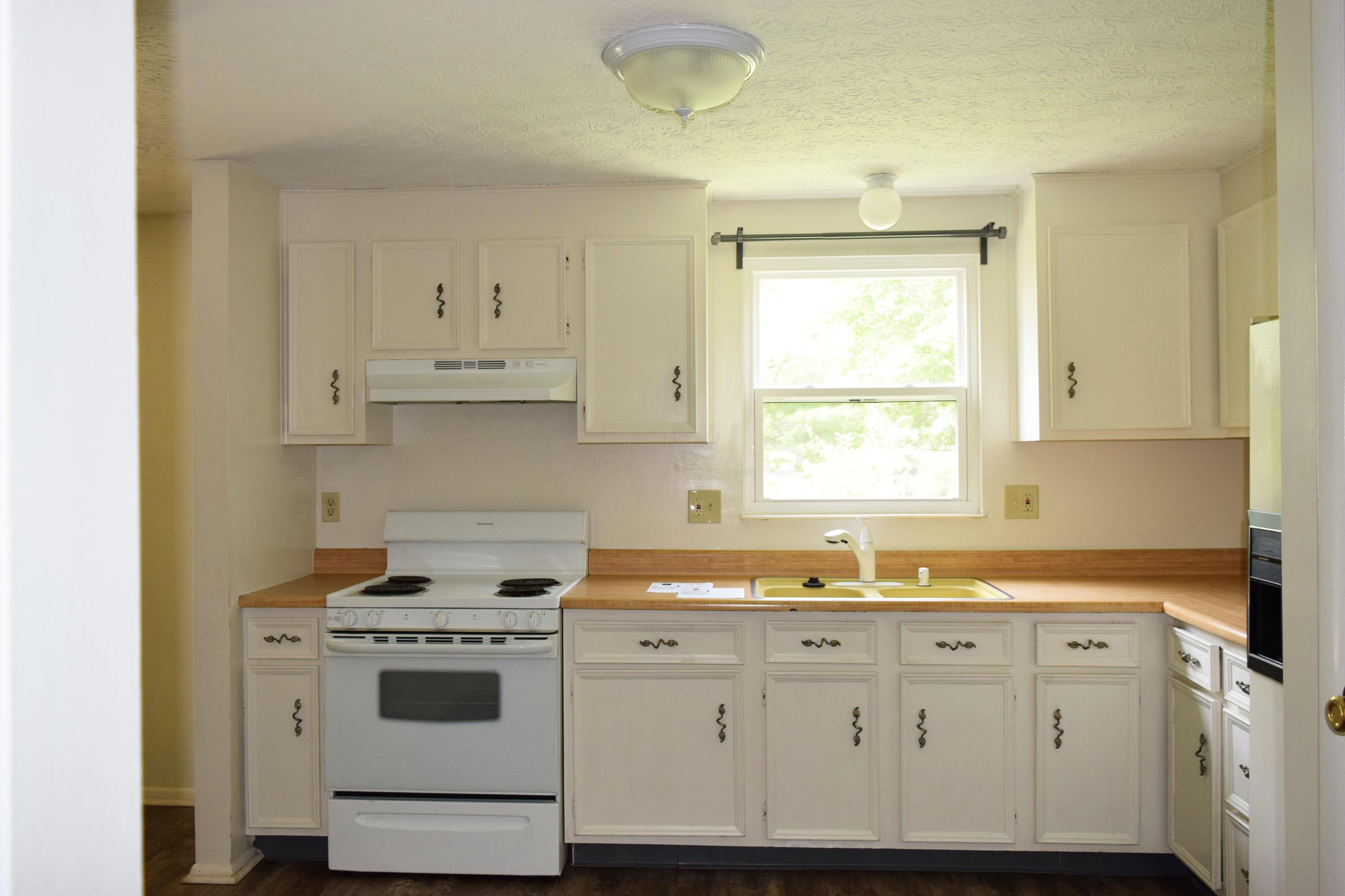 947 South Spring Road Westerville, OH 43081 - Photo 9 of 22 Gallery Image 9