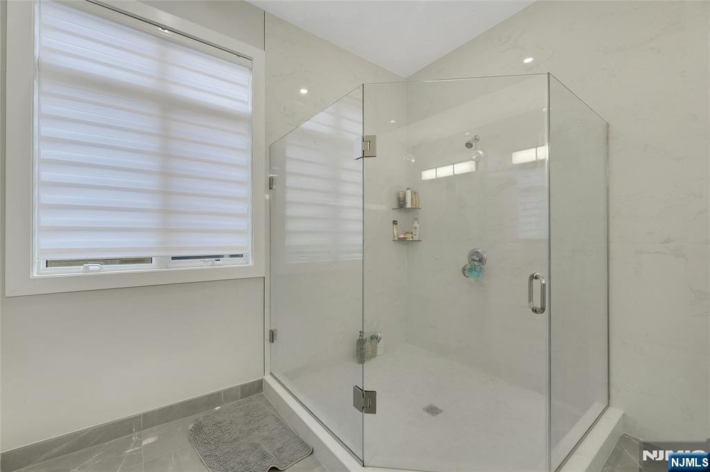 229 6th Street, Unit A Fairview, NJ 07022 - Photo 20 of 35