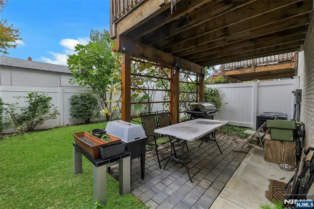 229 6th Street, Unit A Fairview, NJ 07022 - Photo 34 of 35