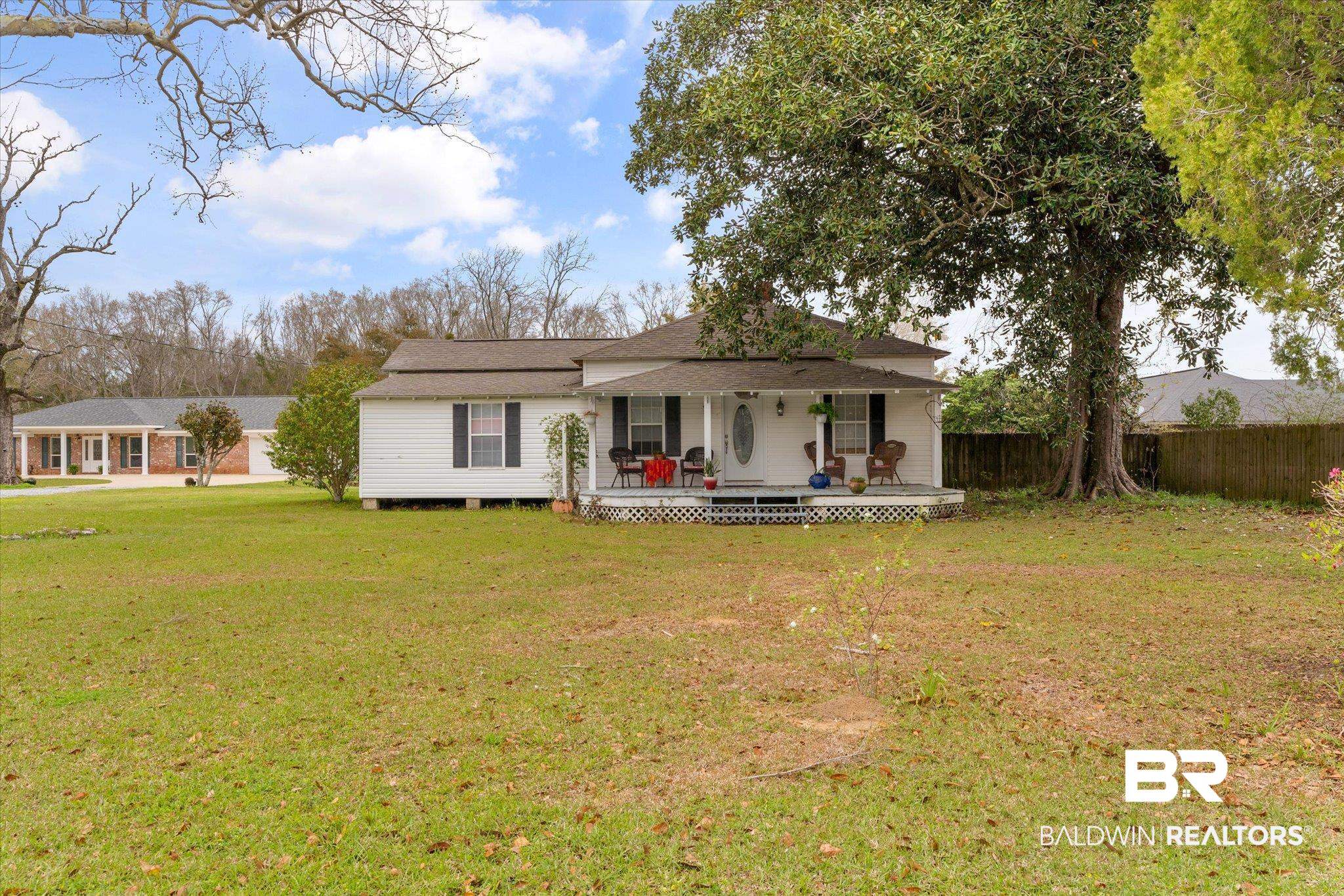 734 West Section Avenue Foley, AL 36535 - Photo 2 of 50 Cottage House