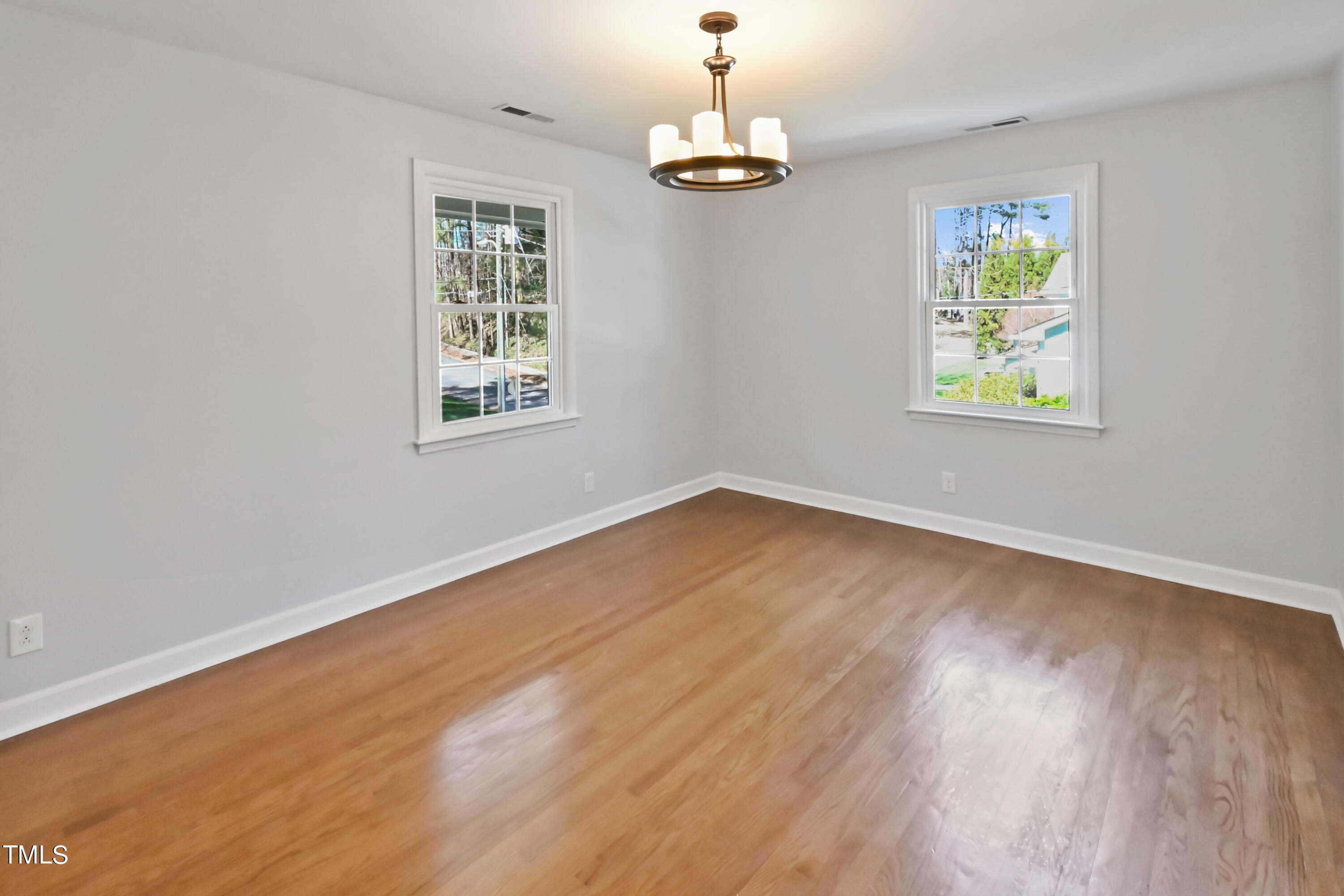 801 Davidson Street Raleigh, NC 27609 - Photo 8 of 44 DSC_0496