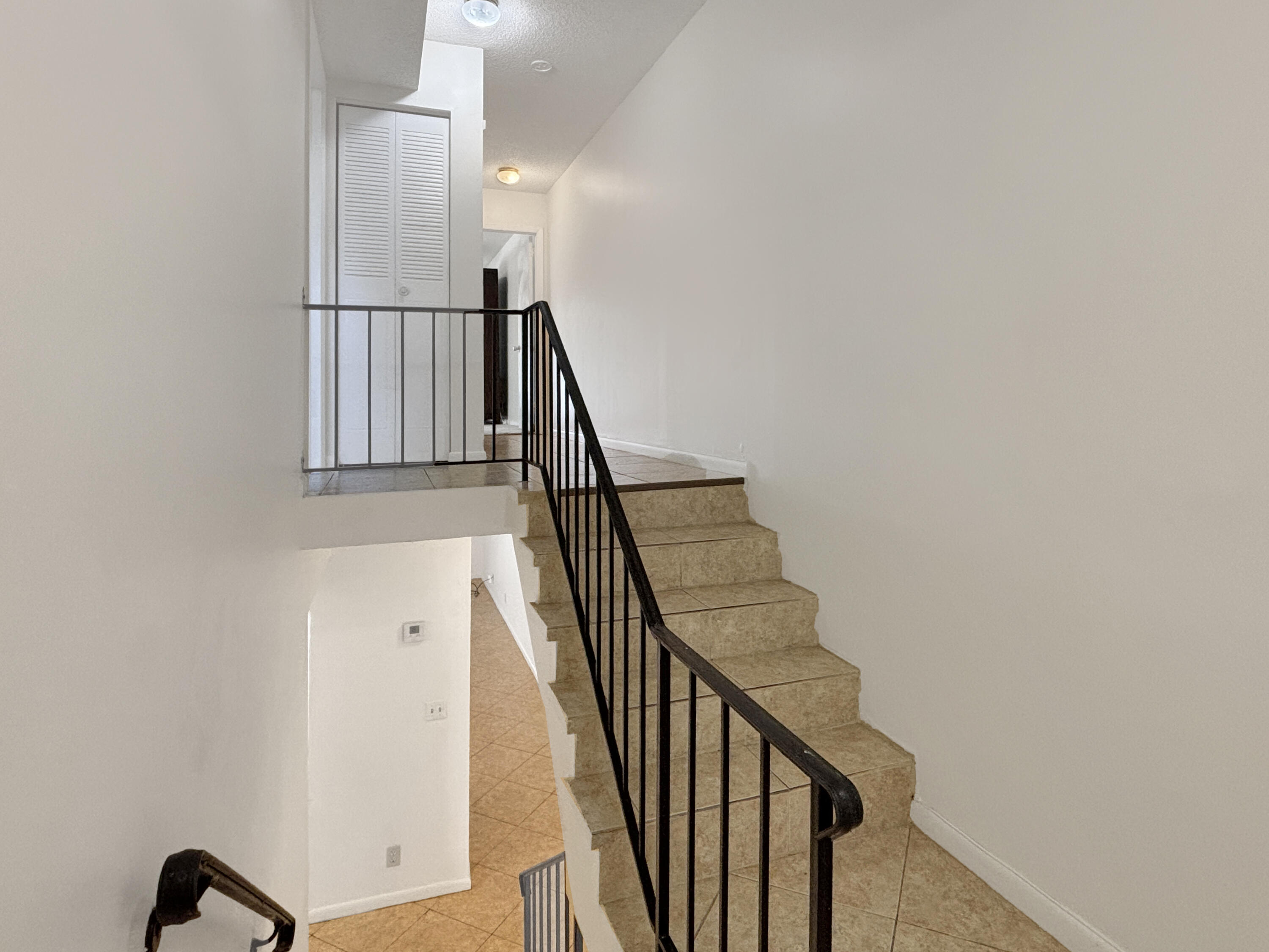 390 Golfview Road, Unit I North Palm Beach, FL 33408 - Photo 20 of 34 a view of entryway with wooden floor