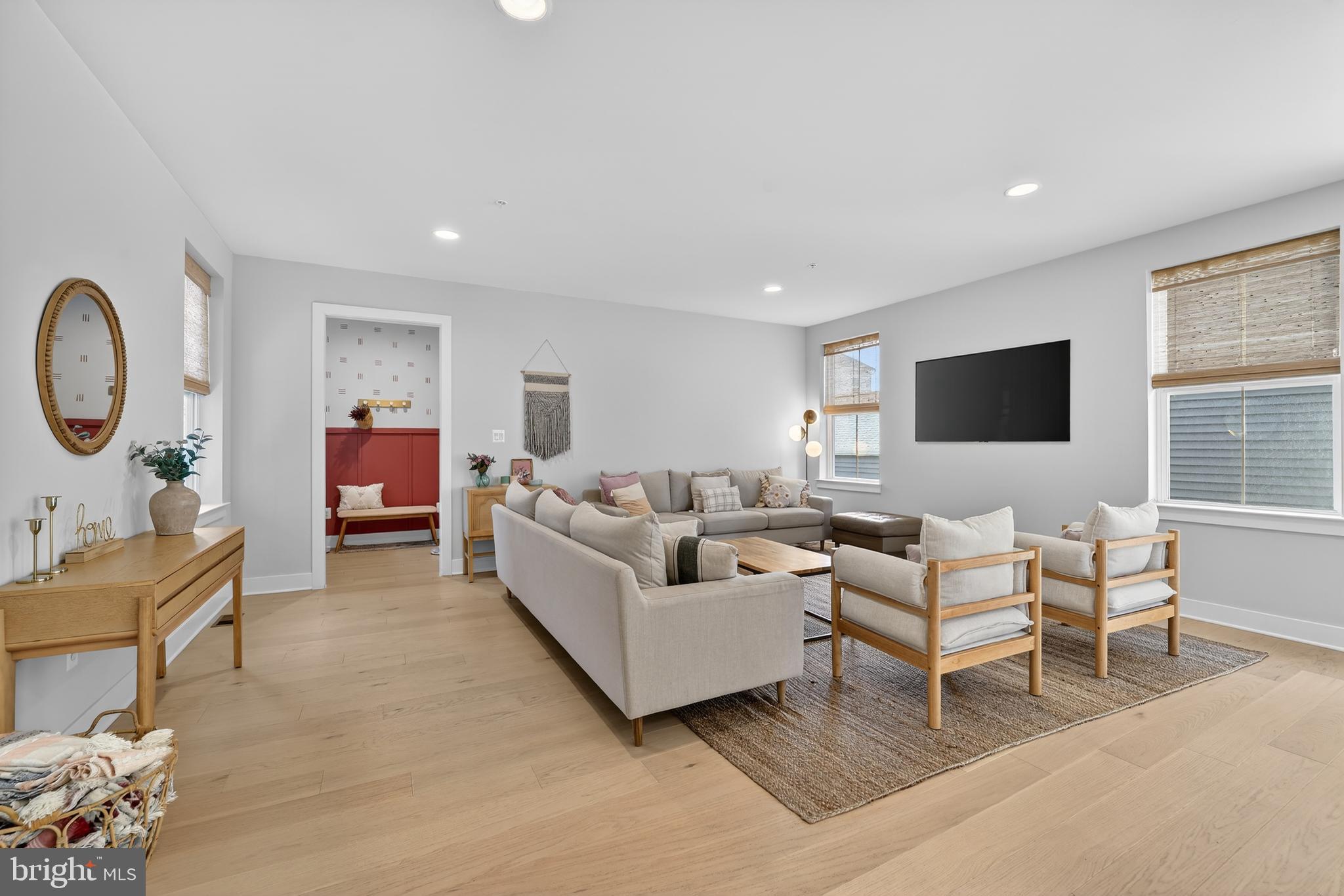 22129 Clarksburg Road Clarksburg, MD 20871 - Photo 12 of 61 Family Room in Main Level