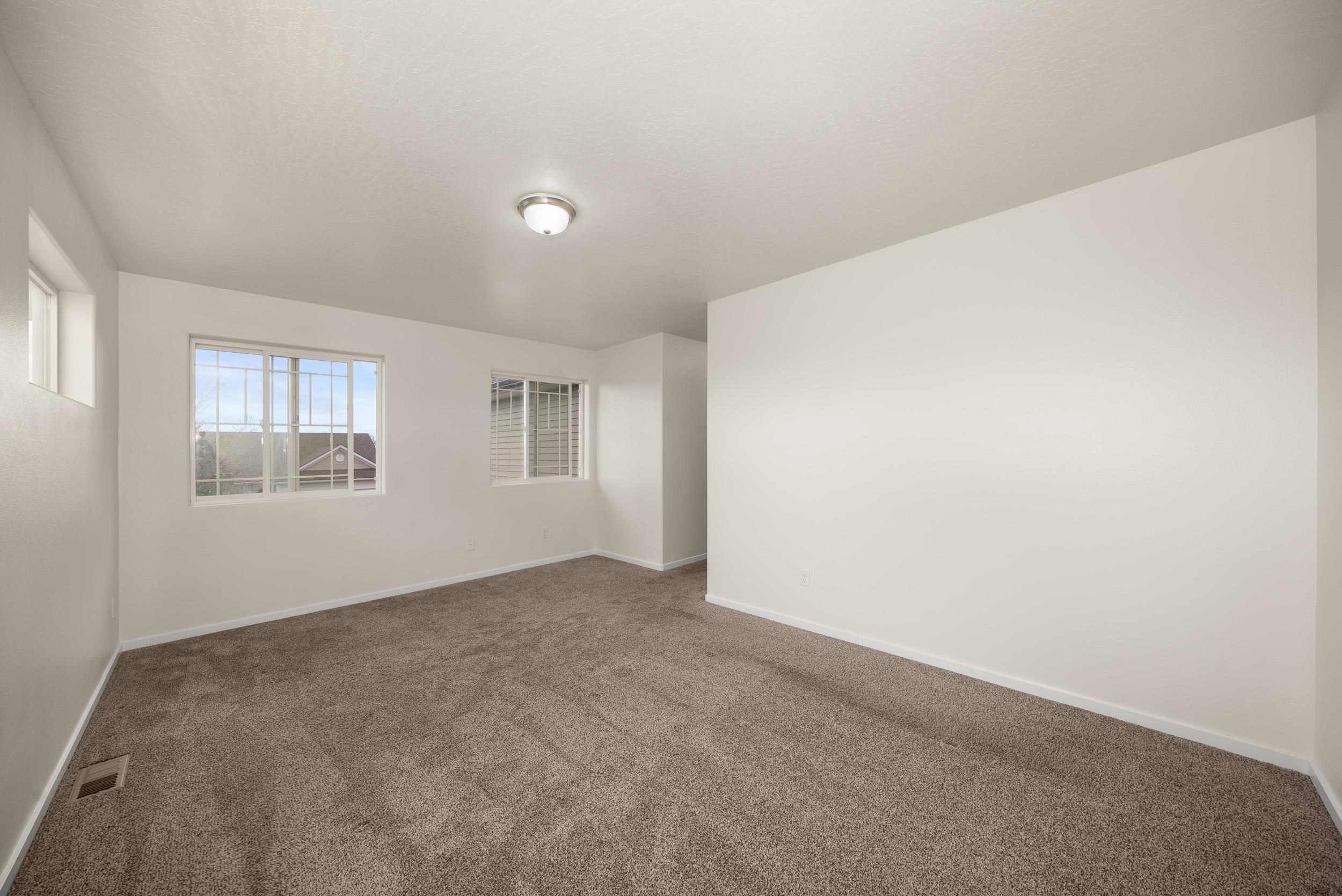 1702 West Tree Lane Spokane, WA 99208 - Photo 14 of 30 Gallery Image 14