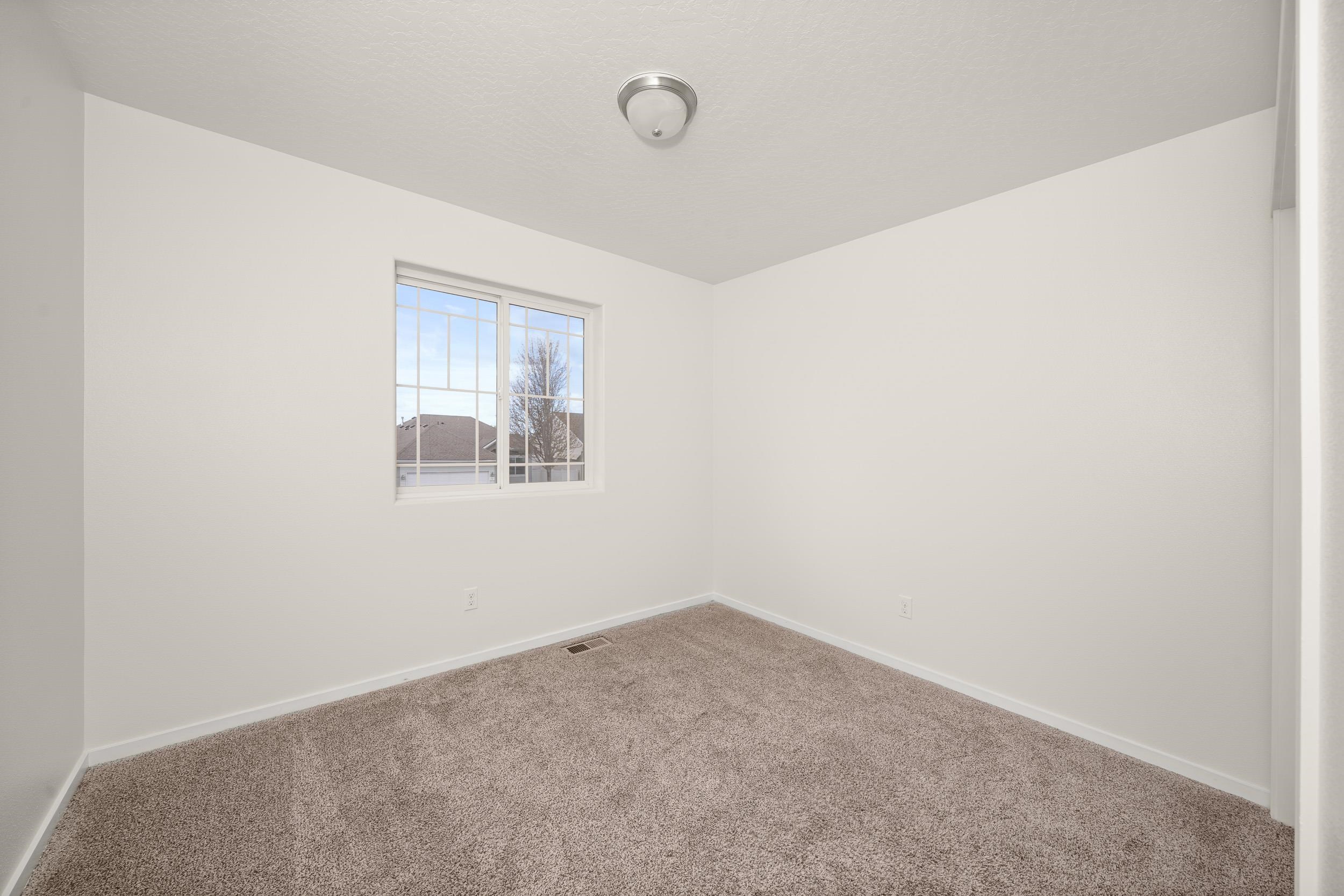 1702 West Tree Lane Spokane, WA 99208 - Photo 19 of 30 Gallery Image 19