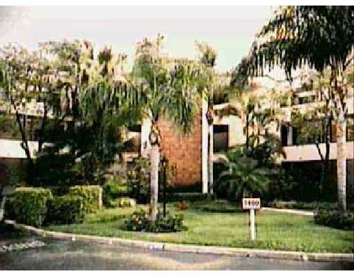 7460 La Paz, Unit 201 Boca Raton, FL 33433 - Photo 1 of 1 Primary Photo