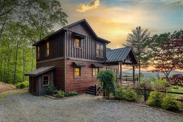 $979,000 | 74 Hickory Hollow, Mineral Bluff, GA 30559