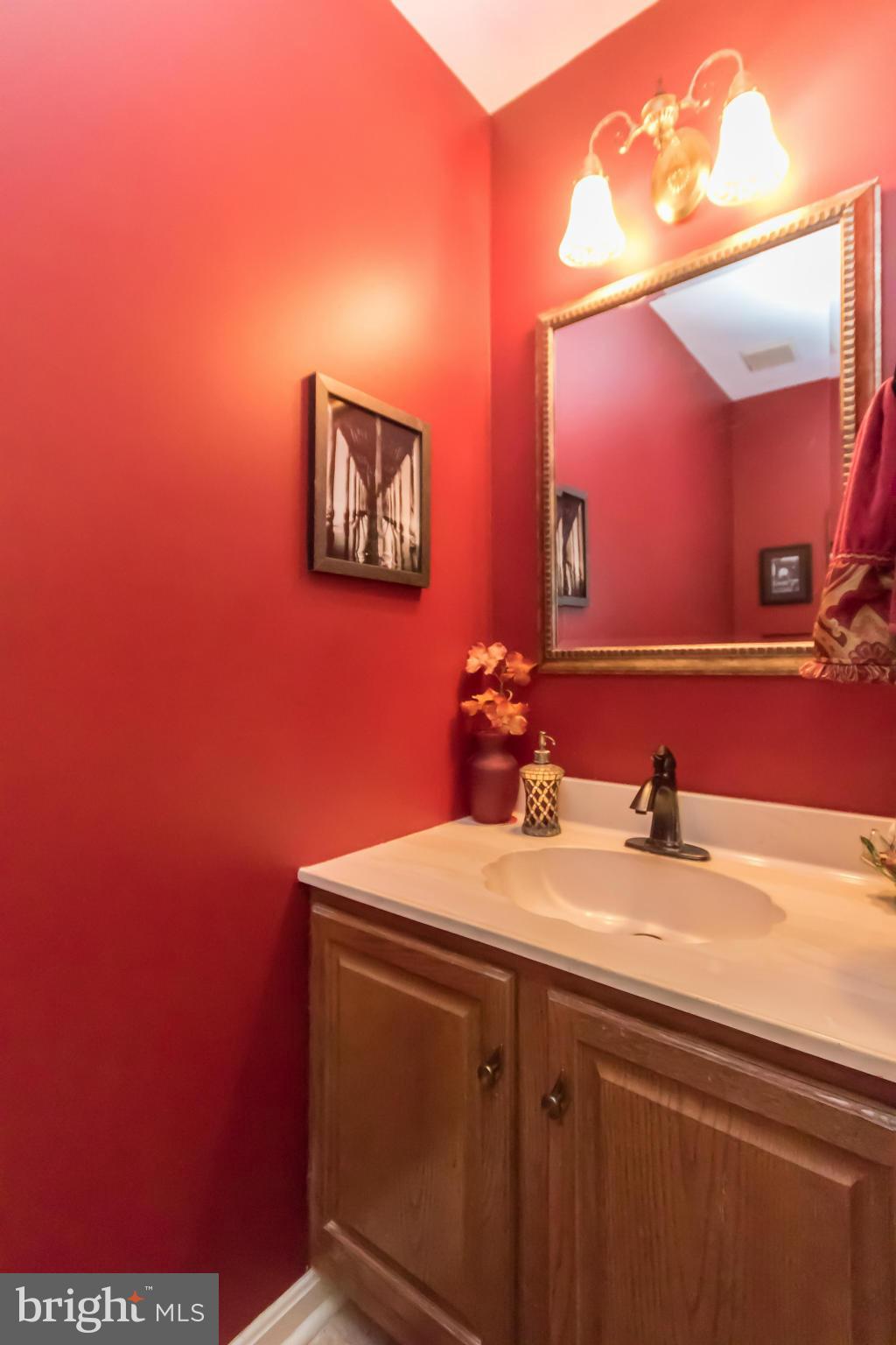 907 Boom Way Annapolis, MD 21401 - Photo 4 of 29 Bath