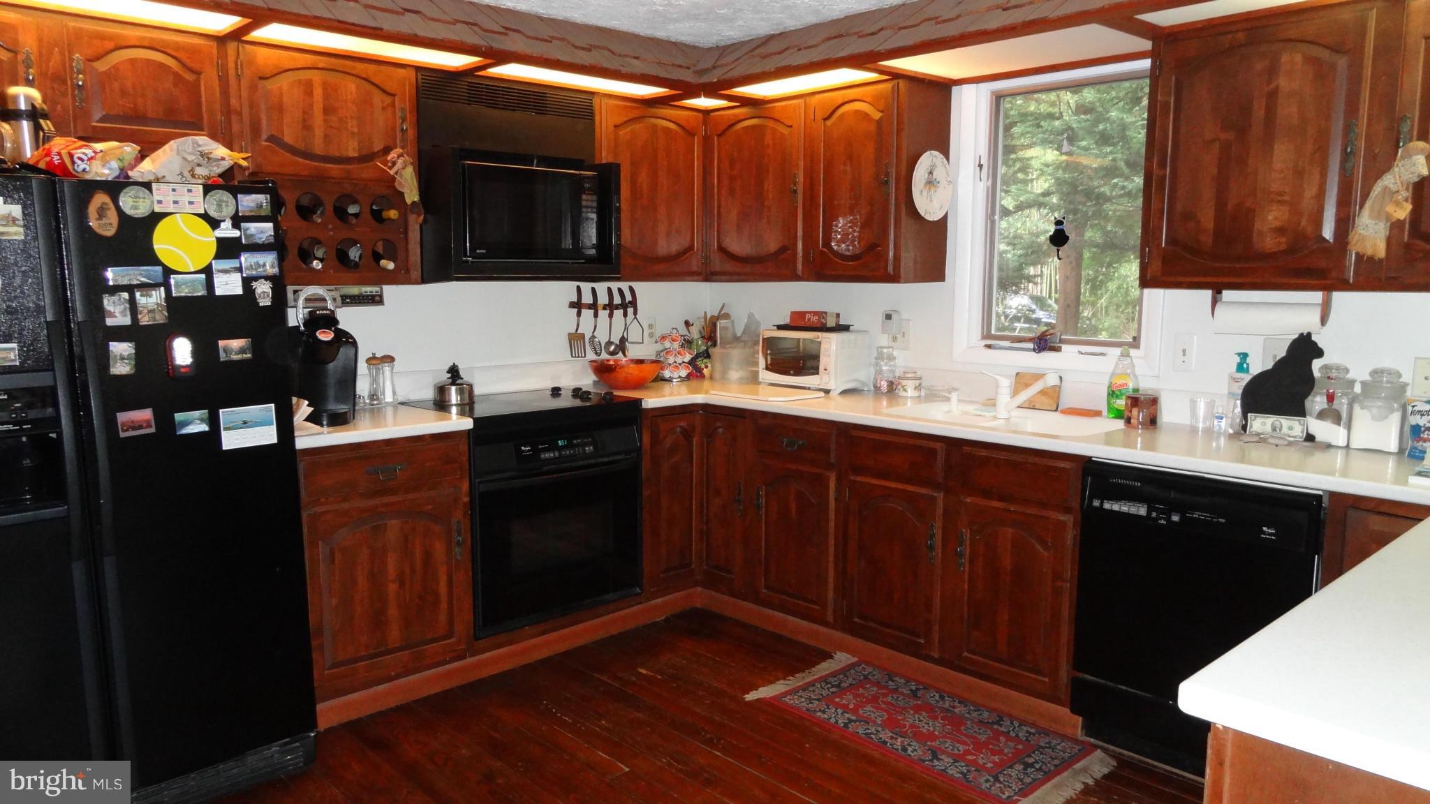 704 Robin Hood Road Annapolis, MD 21405 - Photo 12 of 30 Kitchen