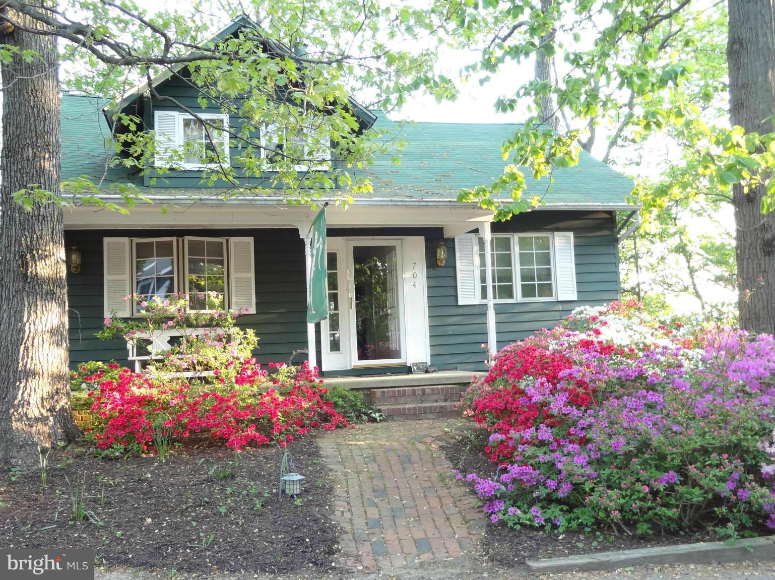 704 Robin Hood Road Annapolis, MD 21405 - Photo 6 of 30 Exterior (General)