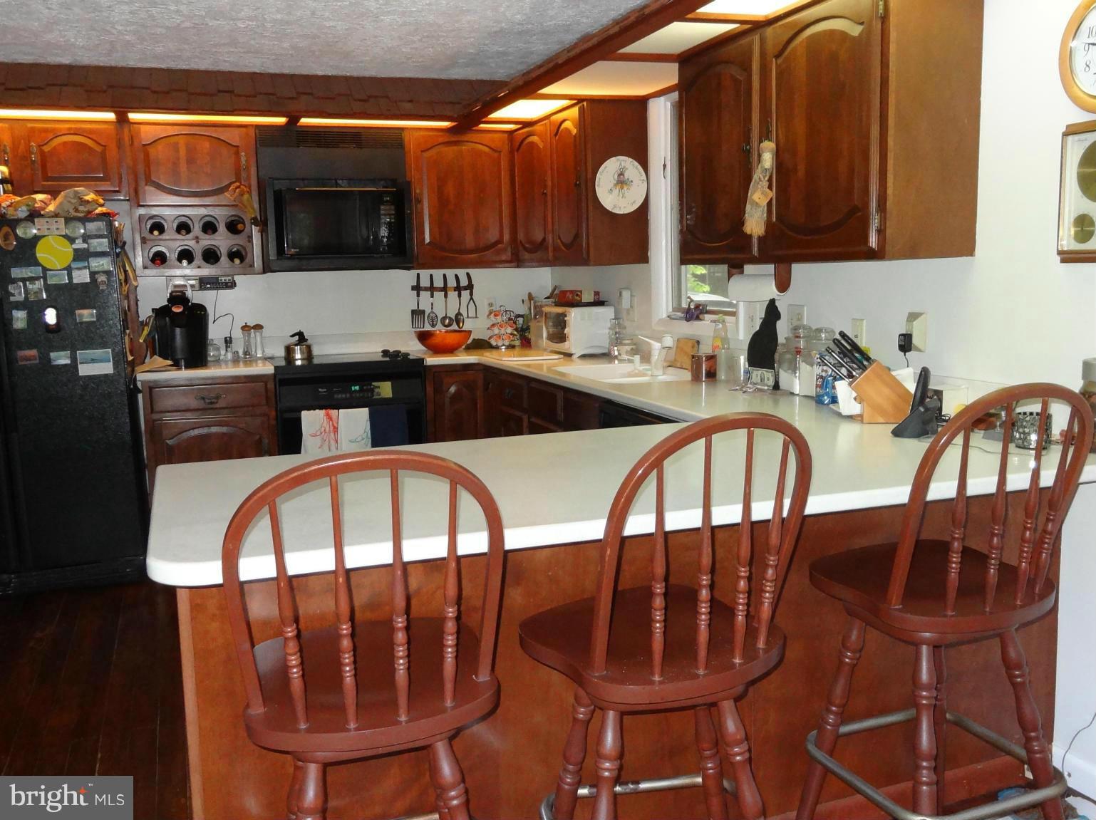 704 Robin Hood Road Annapolis, MD 21405 - Photo 9 of 30 Kitchen