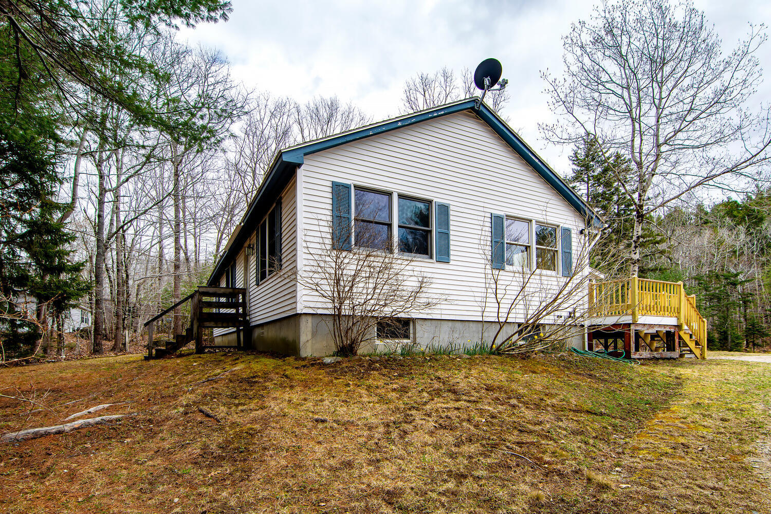 242 Mines Road Blue Hill, ME 04614 - Photo 19 of 22 242 Mines Road Blue Hill ME-large-004-01