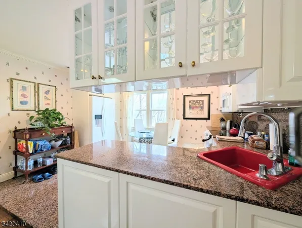 $3,100 | 48 Mt Kemble Avenue, Unit B, Morristown, NJ 07960