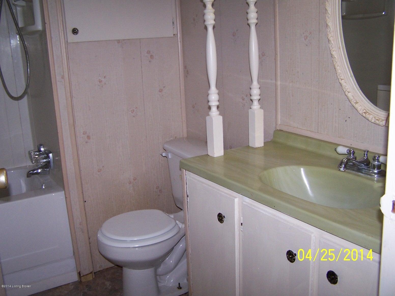 8720 Lagrange Road Smithfield, KY 40068 - Photo 13 of 24 100_6680