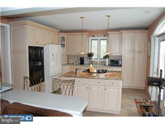 9 Cardigan Road Hamilton, NJ 08690 - Photo 11 of 12 Kitchen