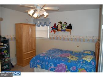 9 Cardigan Road Hamilton, NJ 08690 - Photo 7 of 12 Bedroom 2